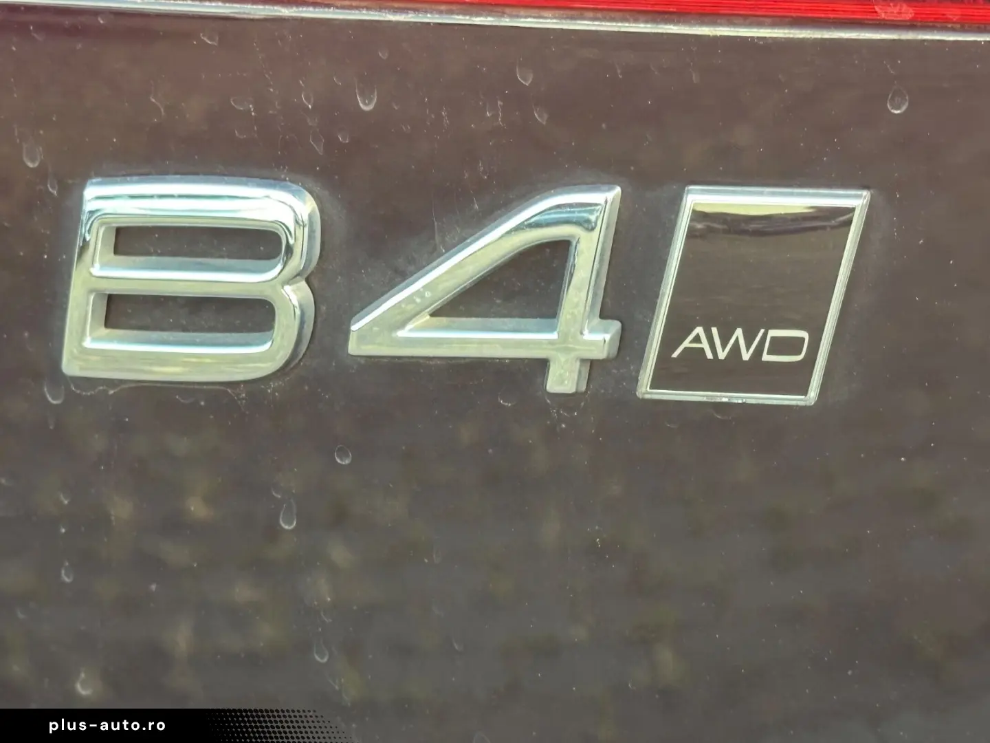 VOLVO XC 60 XC60 Plus Dark AWD Pano Kam360