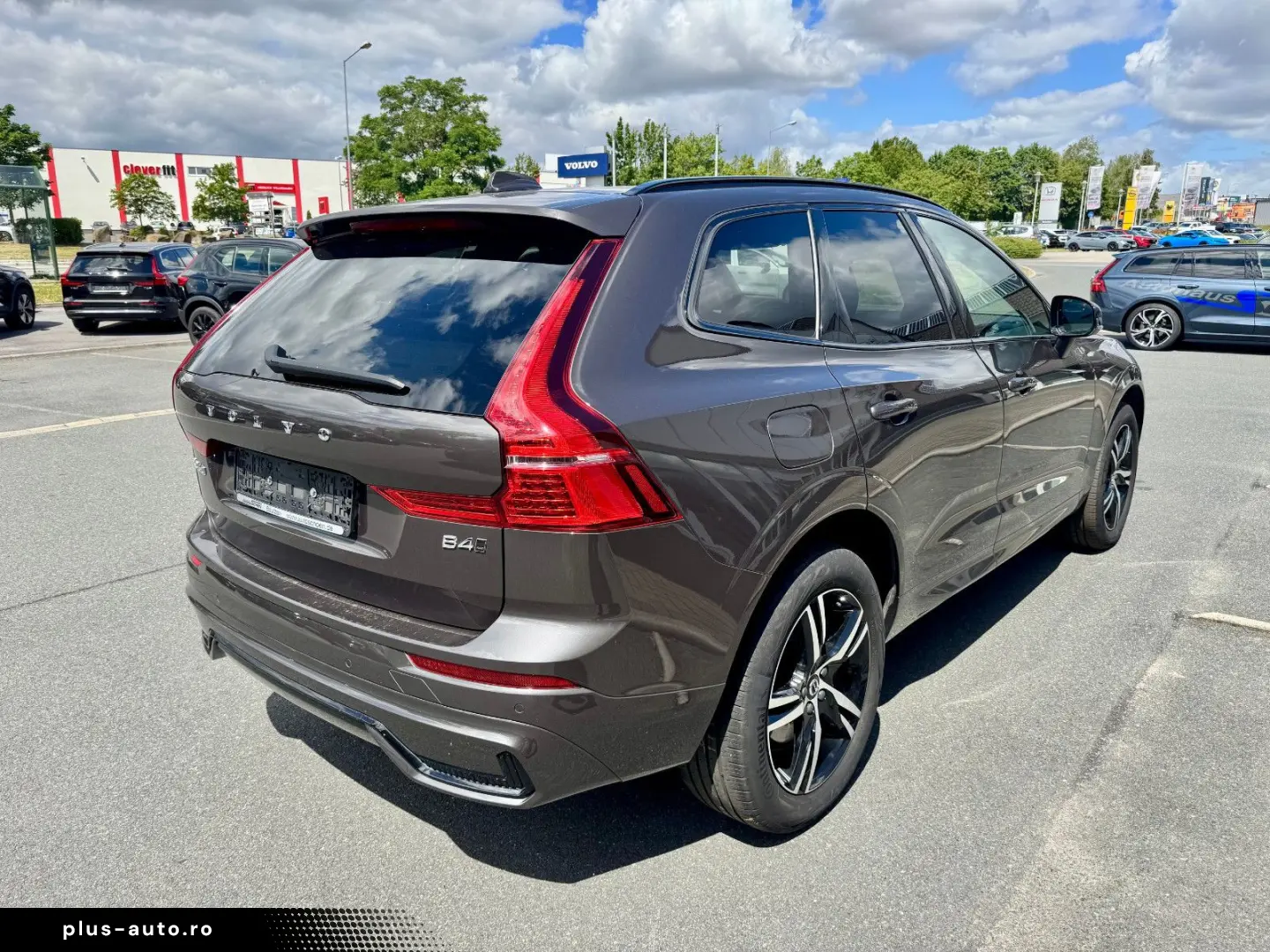 VOLVO XC60 B4 Diesel AWD 8-Gang R Design