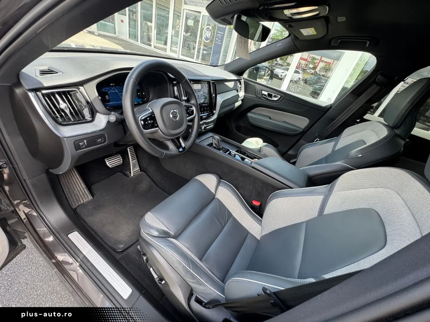 VOLVO XC60 B4 Diesel AWD 8-Gang R Design