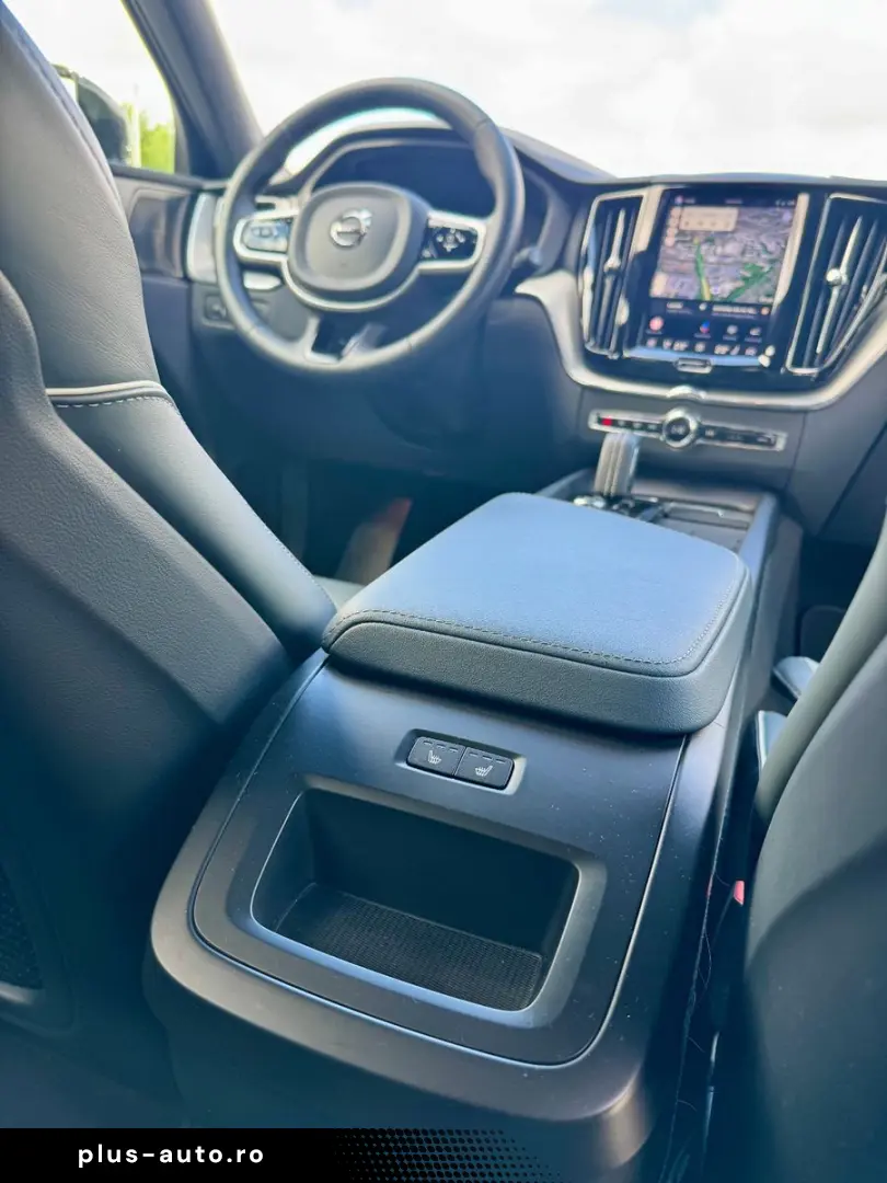 VOLVO XC60 B4 Diesel AWD 8-Gang R Design