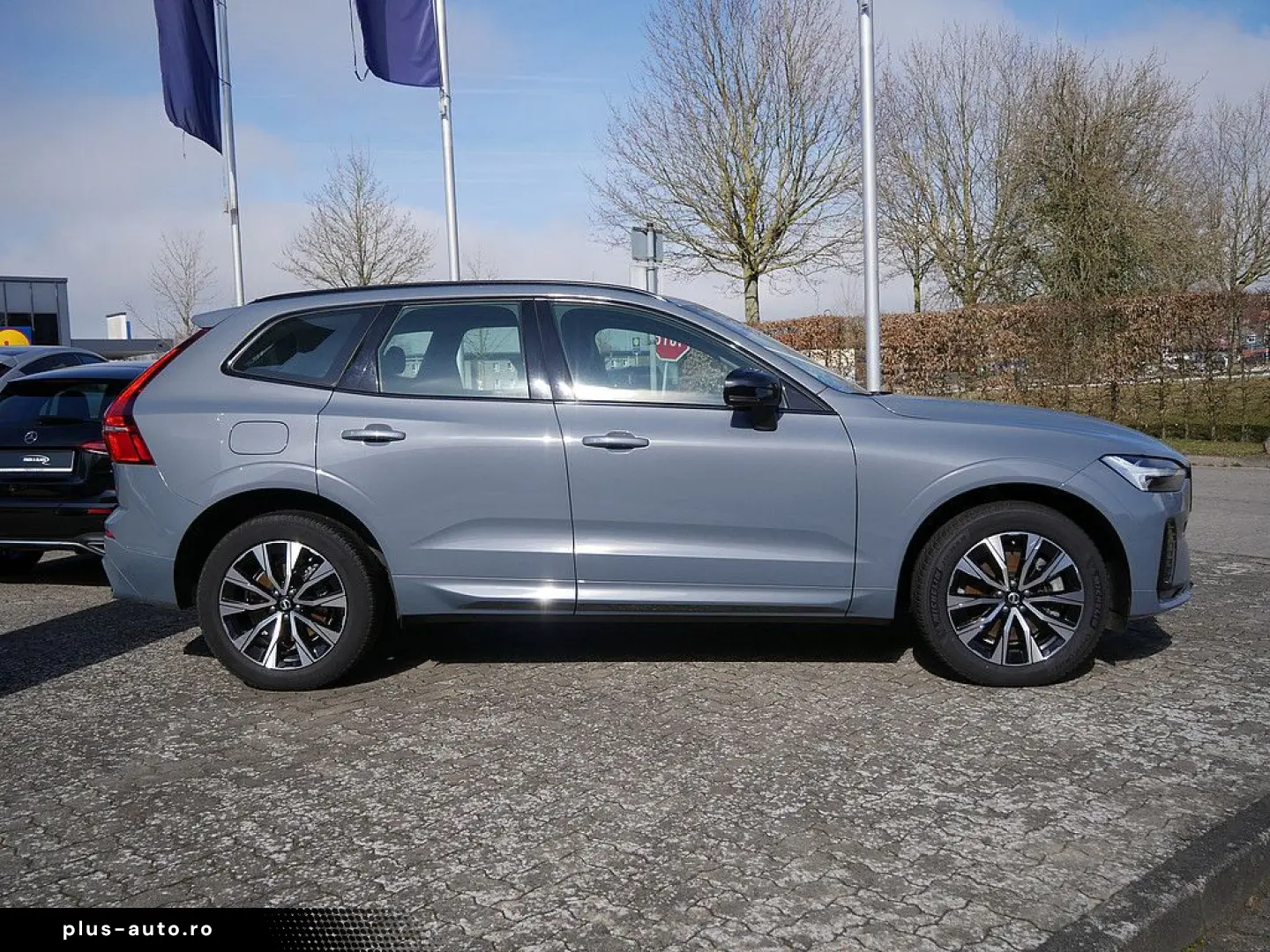 VOLVO XC60 B4 AWD Plus Dark