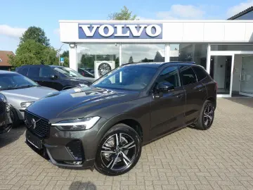 VOLVO XC60 B4 Diesel R-Design AWD PANO AHK KAMERA ACC