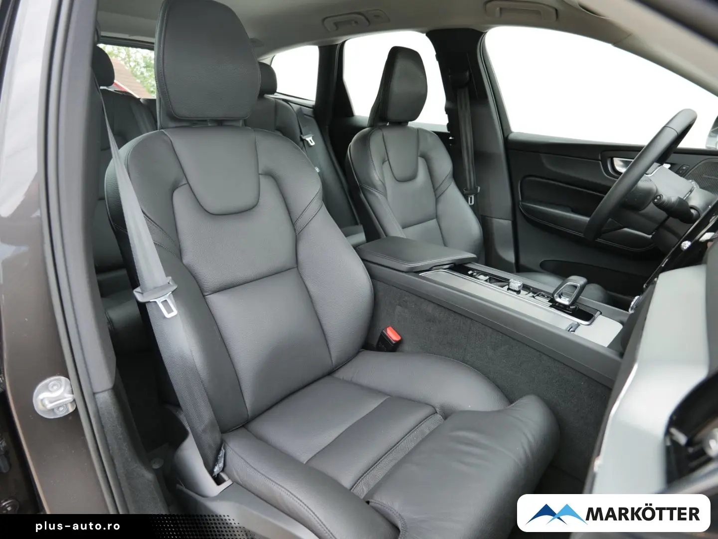 VOLVO XC60 B4 AWD Plus Bright  20  360 ACC