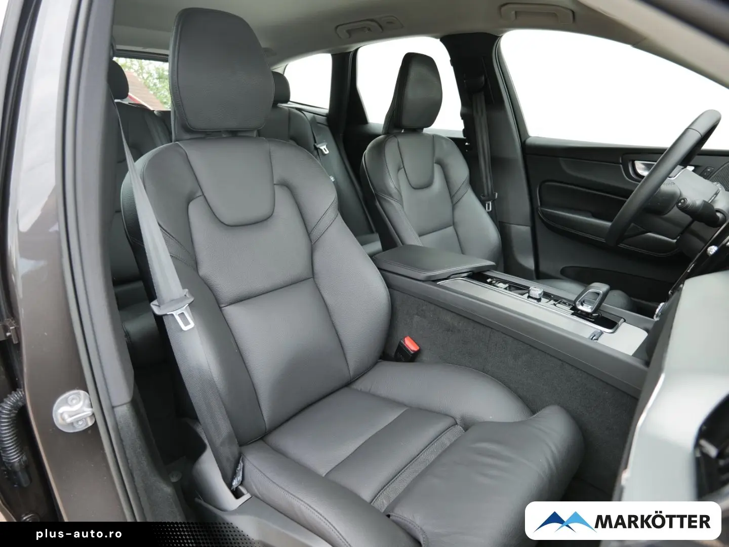 VOLVO XC60 B4 AWD Plus Bright  20  360 ACC