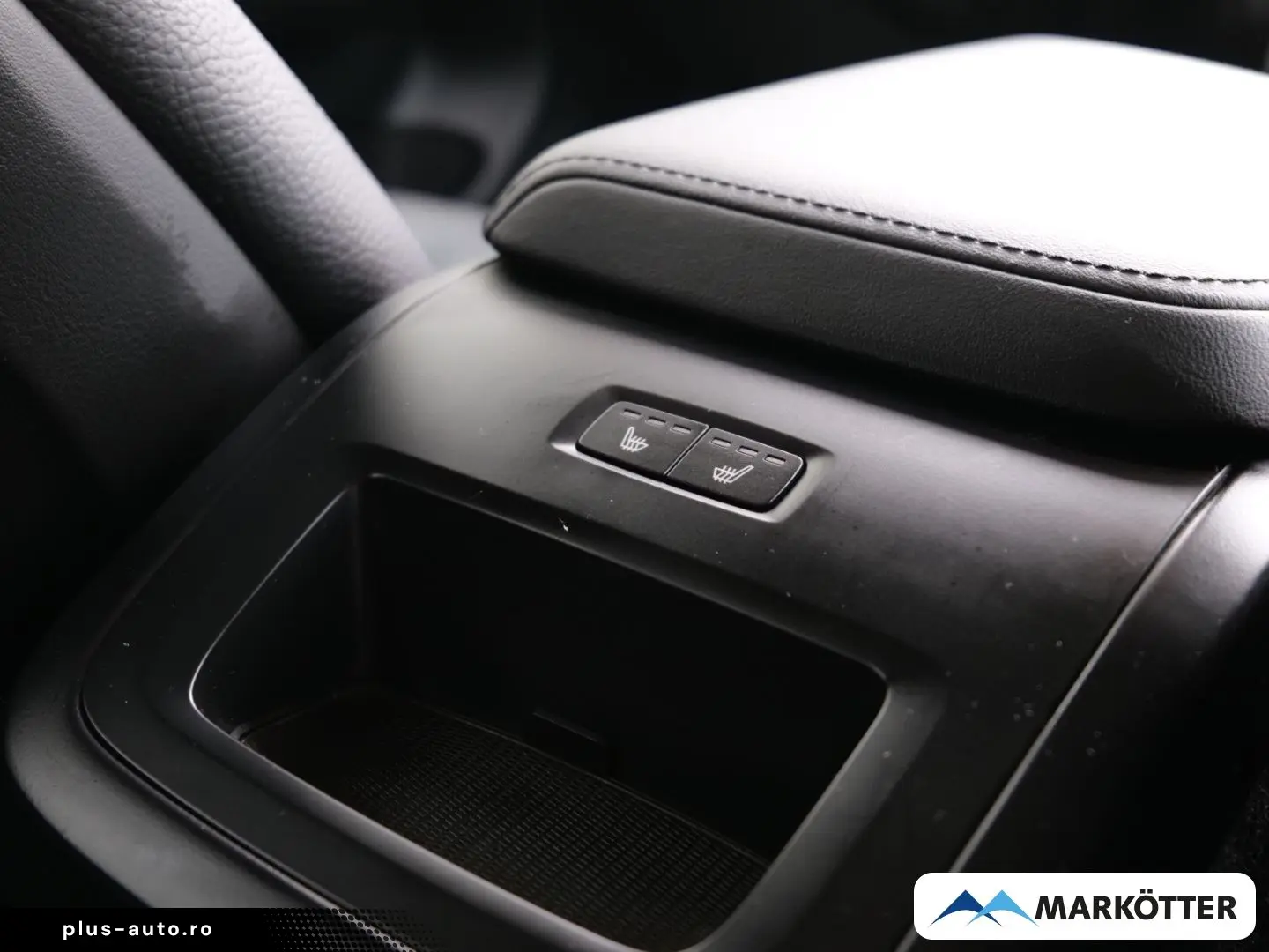 VOLVO XC60 B4 AWD Plus Bright  20  360 ACC