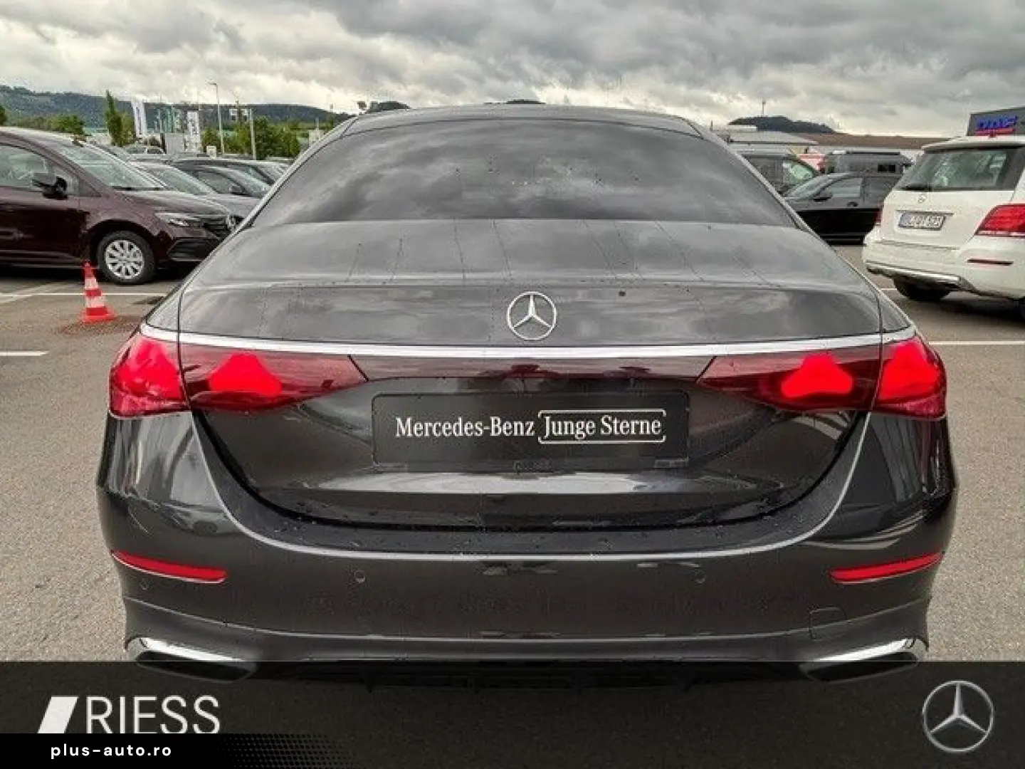 MERCEDES-BENZ E 300 de AMG Sport Night Premium Superscreen