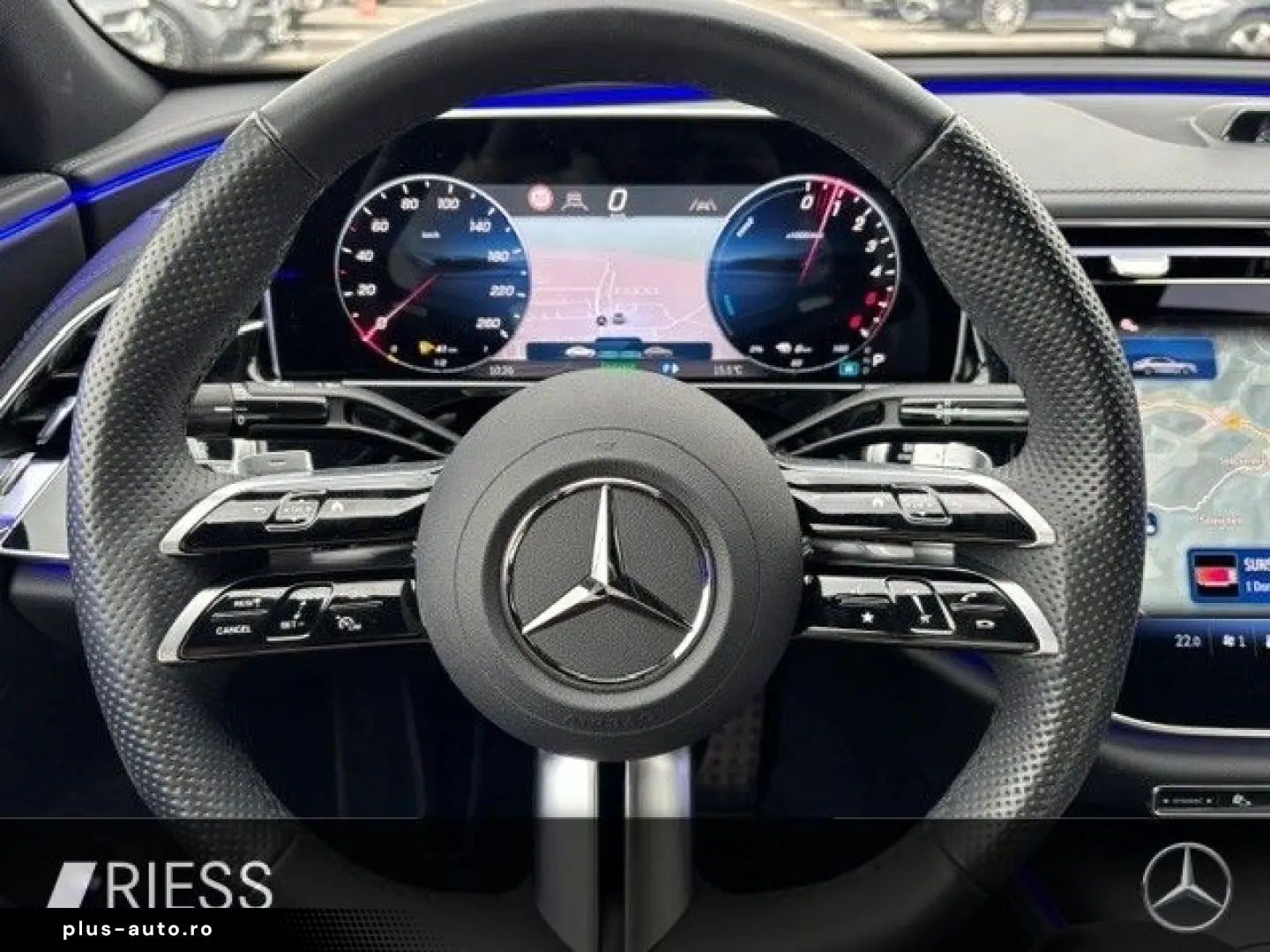 MERCEDES-BENZ E 300 de AMG Sport Night Premium Superscreen