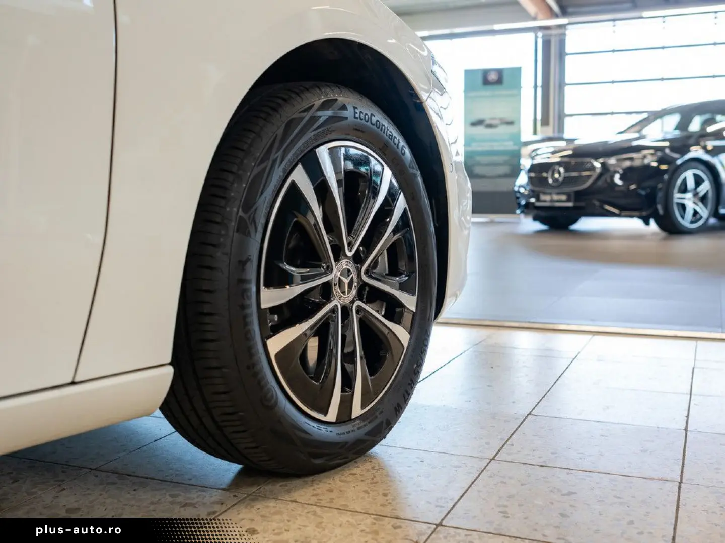 MERCEDES-BENZ A 250 e Progressive Advanced  PANO LED 360