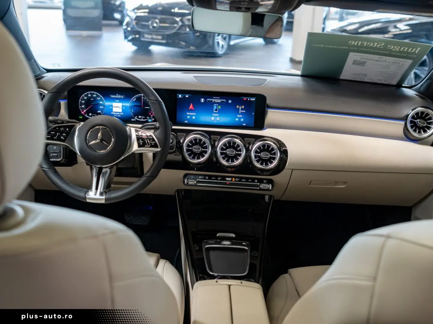MERCEDES-BENZ A 250 e Progressive Advanced  PANO LED 360