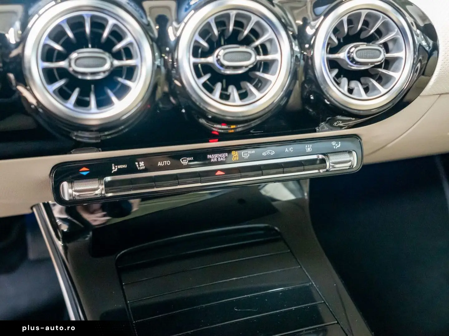 MERCEDES-BENZ A 250 e Progressive Advanced  PANO LED 360