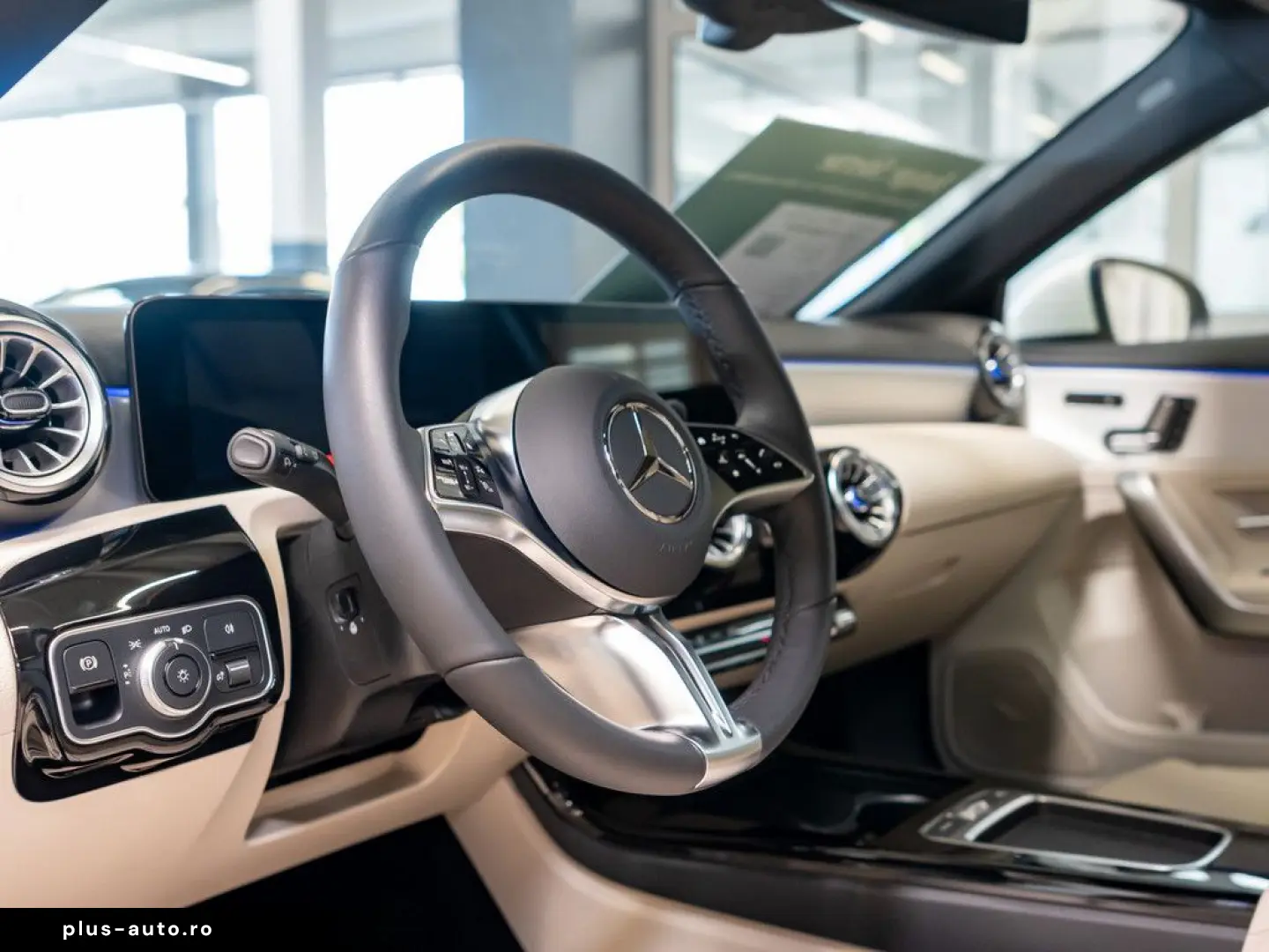 MERCEDES-BENZ A 250 e Progressive Advanced  PANO LED 360