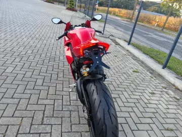 DUCATI PANIGALE V4 E5 WINGLETS  HELM