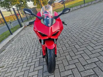 DUCATI PANIGALE V4 E5 WINGLETS  HELM