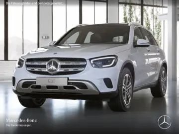 MERCEDES-BENZ GLC 300e 4M Offroad Dist Pano Mbeam 360