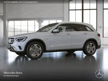 MERCEDES-BENZ GLC 300e 4M Offroad Dist Pano Mbeam 360
