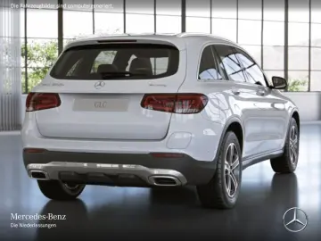 MERCEDES-BENZ GLC 300e 4M Offroad Dist Pano Mbeam 360