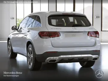 MERCEDES-BENZ GLC 300e 4M Offroad Dist Pano Mbeam 360