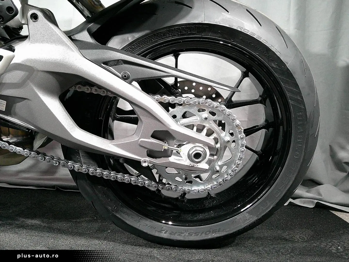 DUCATI PANIGALE V2 S DUCATI RED 2026
