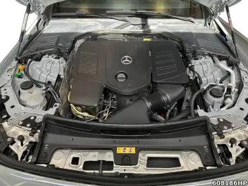 MERCEDES-BENZ CLE 300 e AMG Pano Digital Light Burme…
