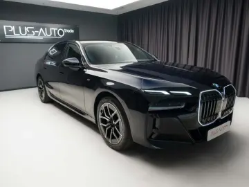 BMW 740