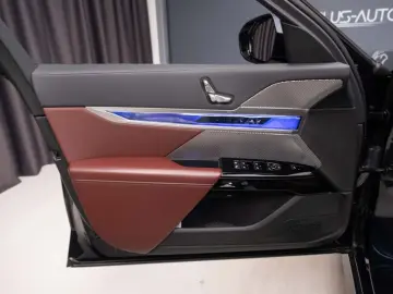BMW 740