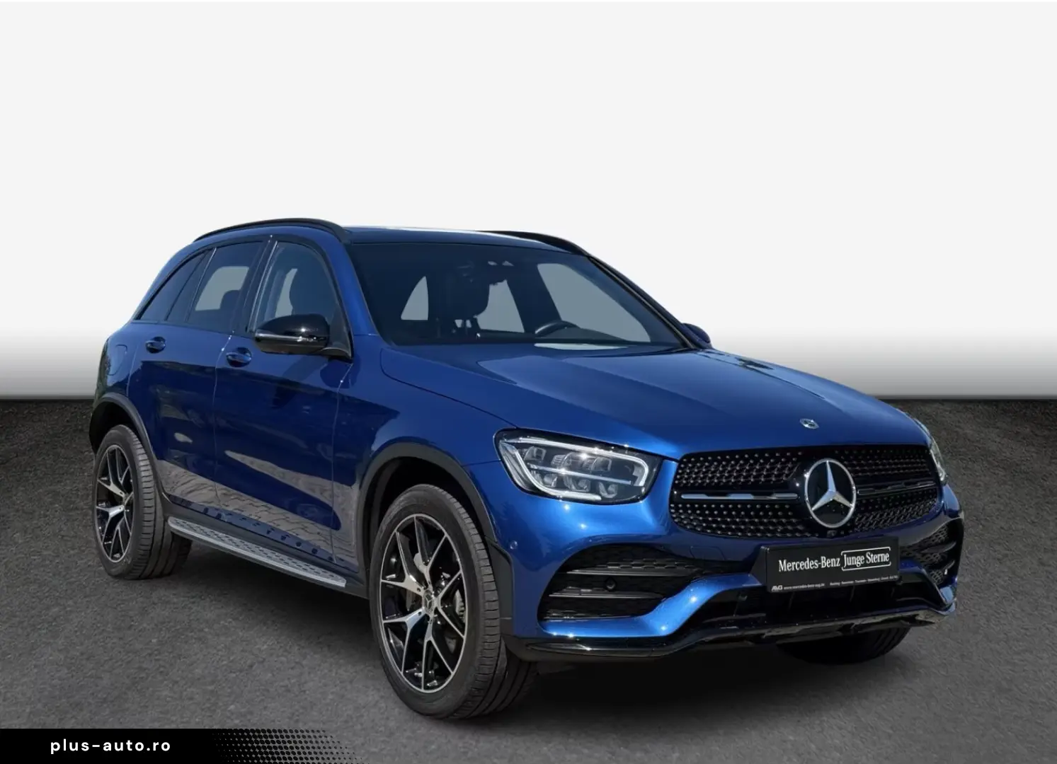 MERCEDES-BENZ GLC 300 e 4MATIC AMG Line Navi Pano.-Dach
