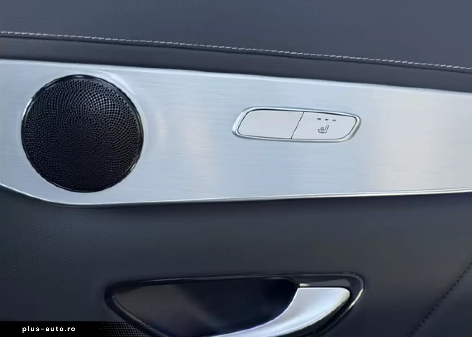 MERCEDES-BENZ GLC 300 e 4MATIC AMG Line Navi Pano.-Dach