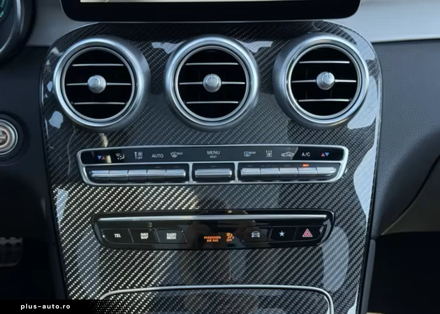 MERCEDES-BENZ GLC 300 e 4MATIC AMG Line Navi Pano.-Dach