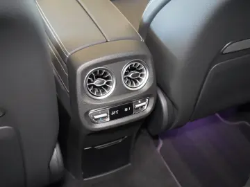 MERCEDES-BENZ G 63 AMG  DISTRONIC  Burmester® 3D  AMG Driver