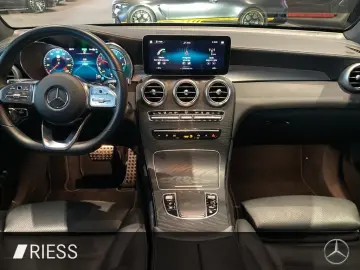 MERCEDES-BENZ GLC 300 de 4M AMG PANO NIGHT MEMORY 36…