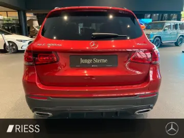 MERCEDES-BENZ GLC 300 de 4M AMG PANO NIGHT MEMORY 36…