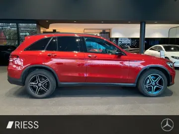 MERCEDES-BENZ GLC 300 de 4M AMG PANO NIGHT MEMORY 36…