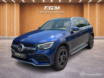 MERCEDES-BENZ GLC 300de 4MATIC AMG-Line Pano 360 Key…