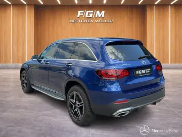 MERCEDES-BENZ GLC 300de 4MATIC AMG-Line Pano 360 Key…