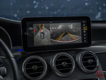 MERCEDES-BENZ GLC 300 de 4M AMG Pano Burm ACC Matrix Cockpit