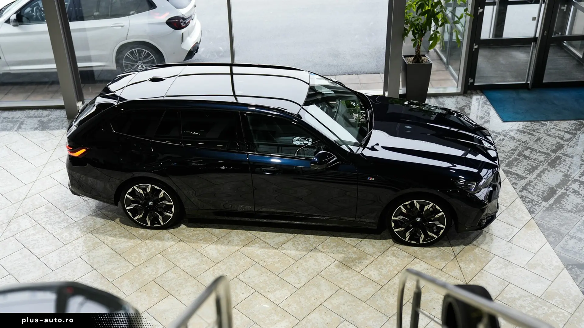 BMW 5 Series 2025 — imagine 4