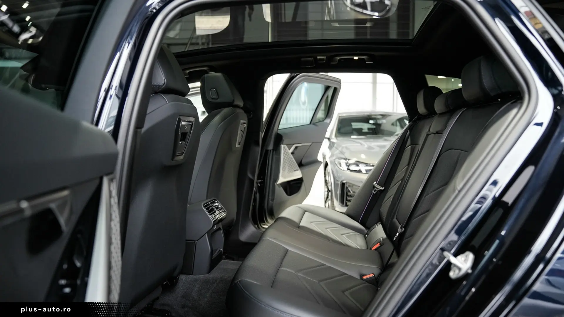 BMW 5 Series 2025 — imagine 22