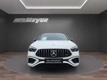 MERCEDES-BENZ GLA 35 AMG 4M NIGHT PANO AHK HUD MEMORY