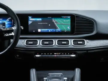 MERCEDES-BENZ GLE 350 de 4M AMG NIGHT AIRM PANO MBEAM AHK