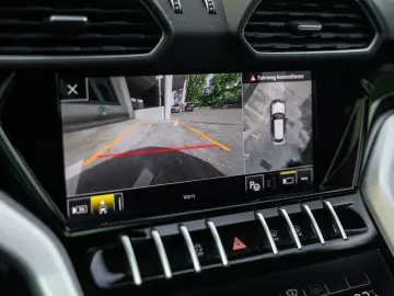 LAMBORGHINI URUS S  AKRAPOVIC VOLLCARBON 23  PANO B&O