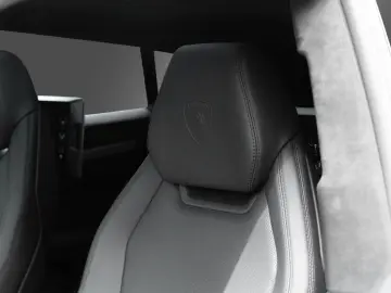 LAMBORGHINI URUS S  AKRAPOVIC VOLLCARBON 23  PANO B&O