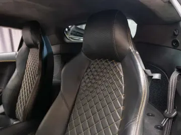 Audi R8 Performance