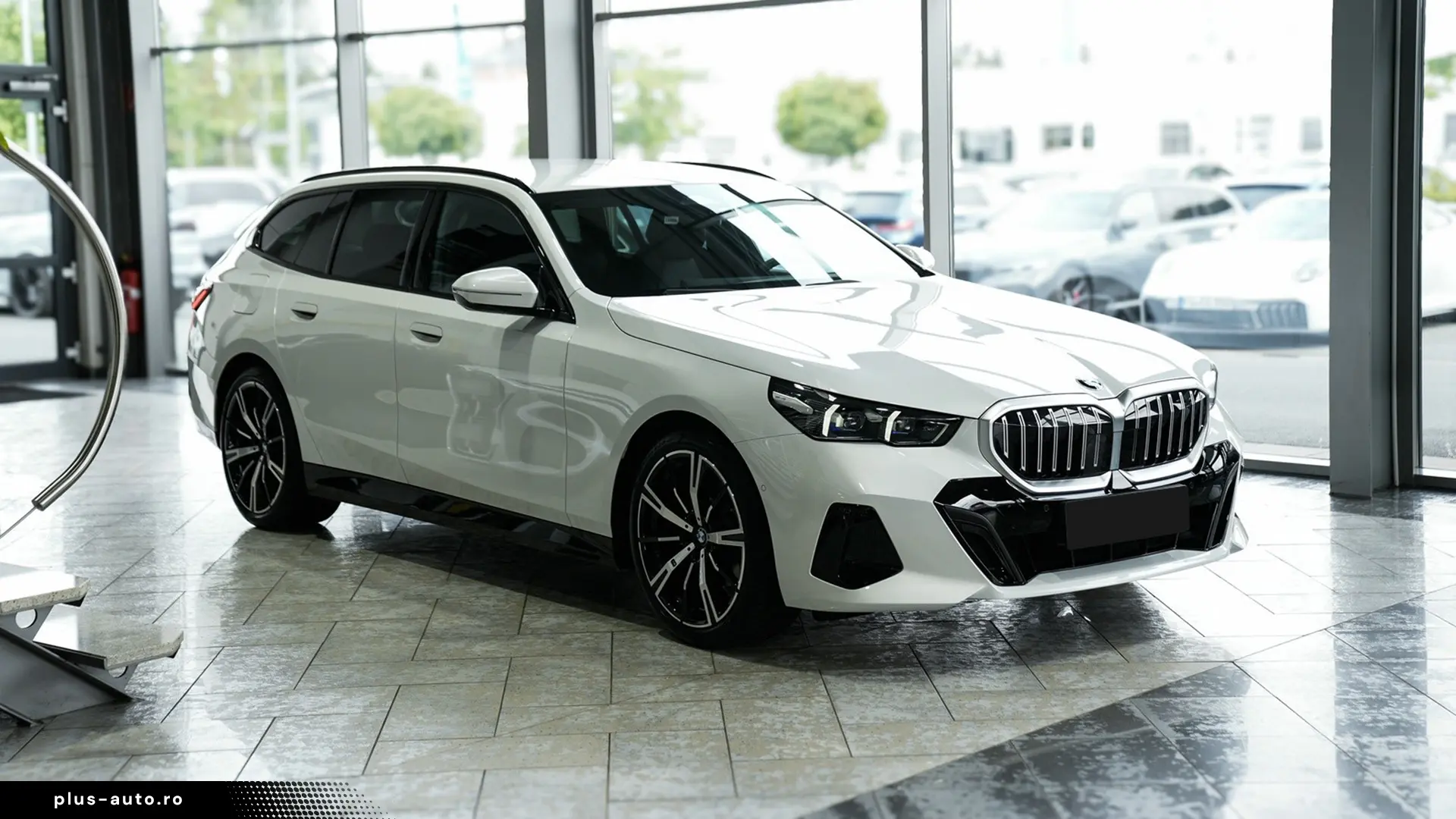 BMW 5 Series 2025 — imagine 3