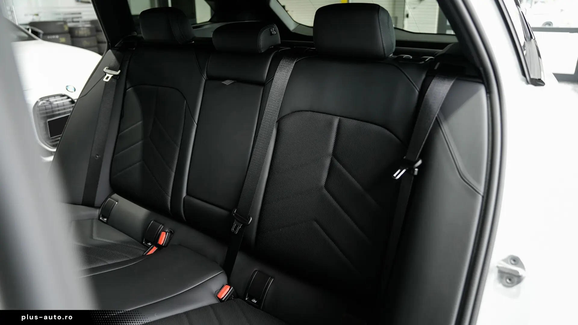 BMW 5 Series 2025 — imagine 25