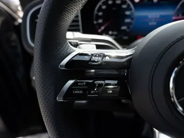 MERCEDES-BENZ GLE 300d 4M Coupe AMG-Sport Pano Burm AHK HUD