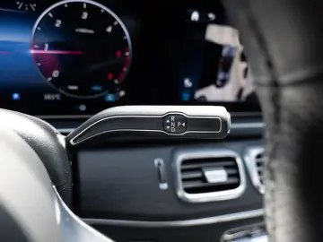 MERCEDES-BENZ GLE 300d 4M Coupe AMG-Sport Pano Burm AHK HUD