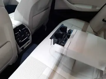 BMW 520d Touring Aut. Navi AHK Leder SHZ