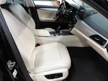 BMW 520d Touring Aut. Navi AHK Leder SHZ