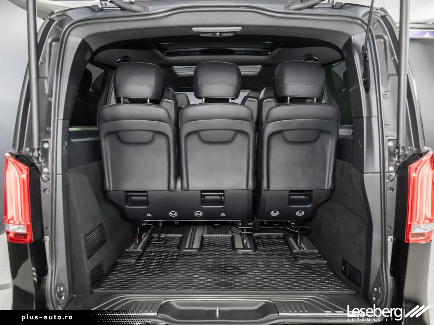 MERCEDES-BENZ V-Class 2022 — imagine 9