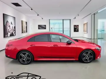 MERCEDES-BENZ CLA 200  AMG Line Night Paket